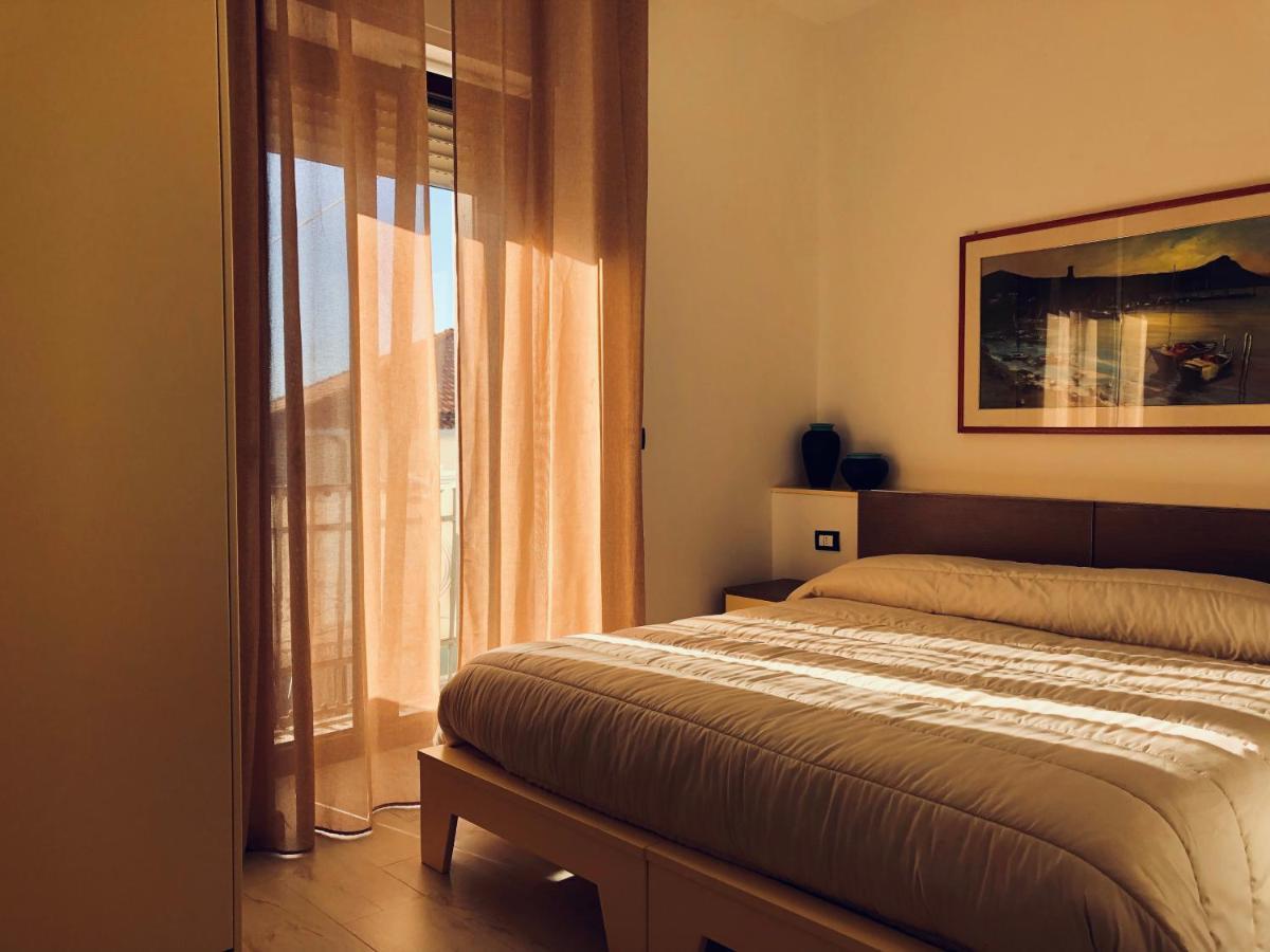 Brezza Marina Bed & Breakfast Sapri Eksteriør bilde